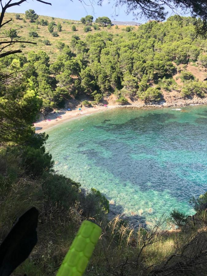Roses Beach Екстер'єр фото